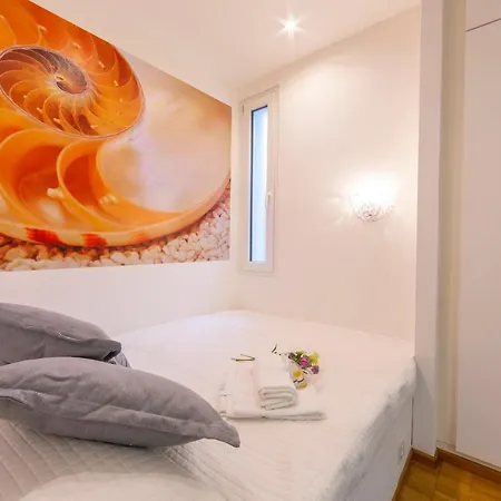 Piccola Grecia 8 Apartment *
